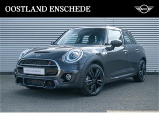 MINI Cooper S Hatchback Automaat / JCW Trim / Sportstoelen / LED / Apple CarPlay / Stoelverwarming / Cruise Control
