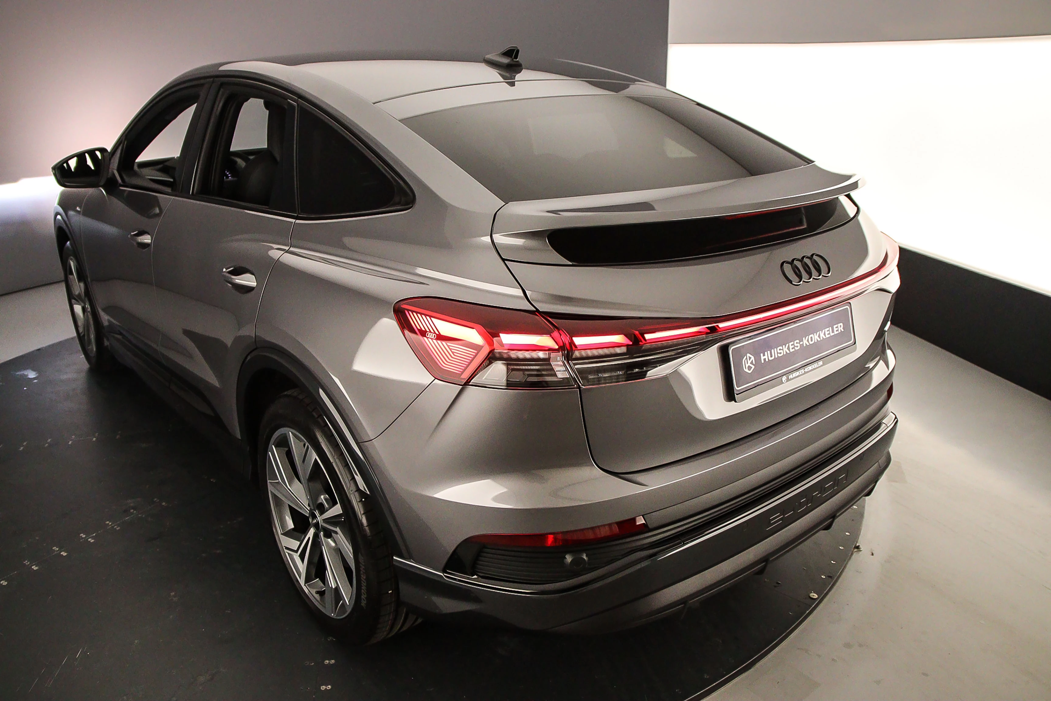 Hoofdafbeelding Audi Q4 e-tron
