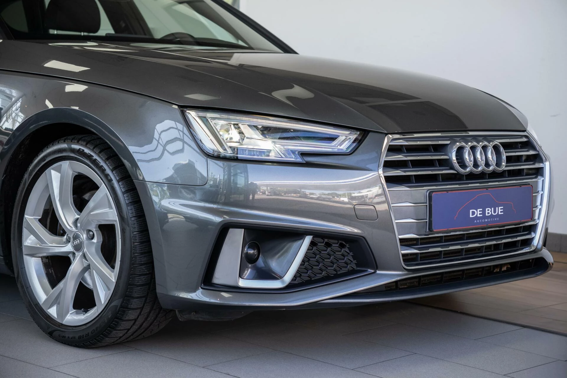 Hoofdafbeelding Audi A4