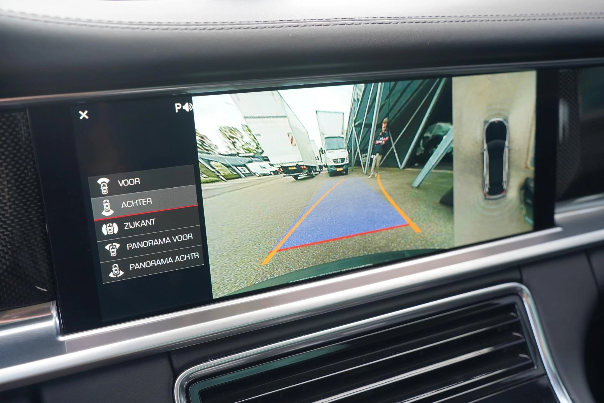 Hoofdafbeelding Porsche Panamera
