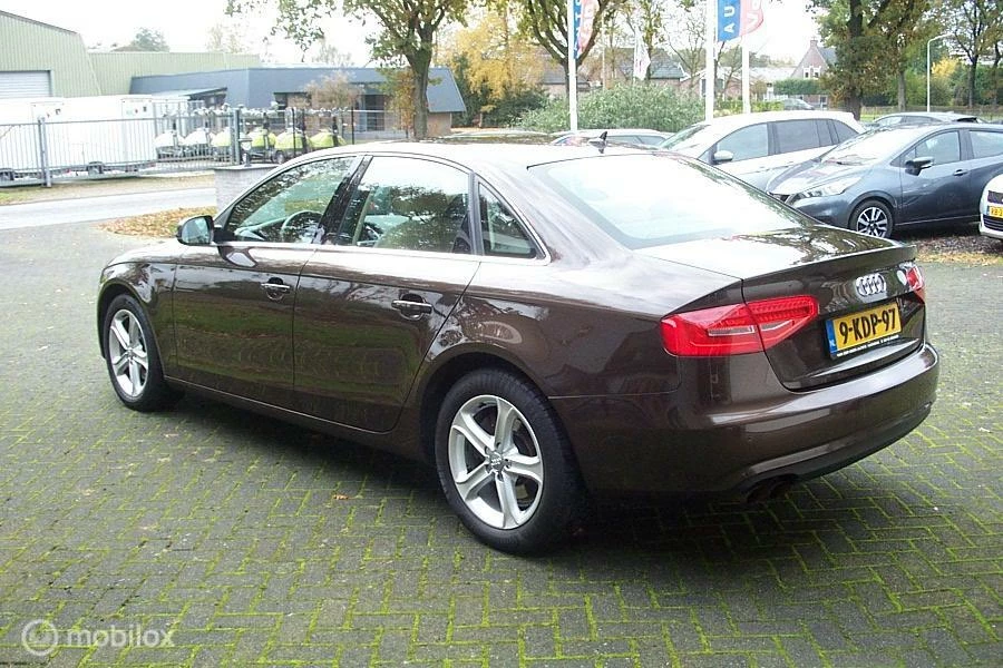 Hoofdafbeelding Audi A4