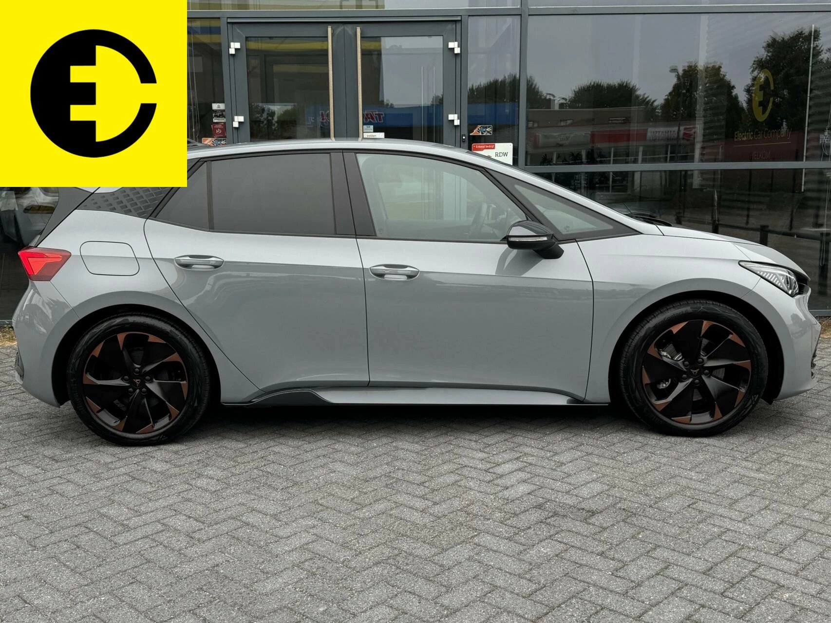 Hoofdafbeelding CUPRA Born