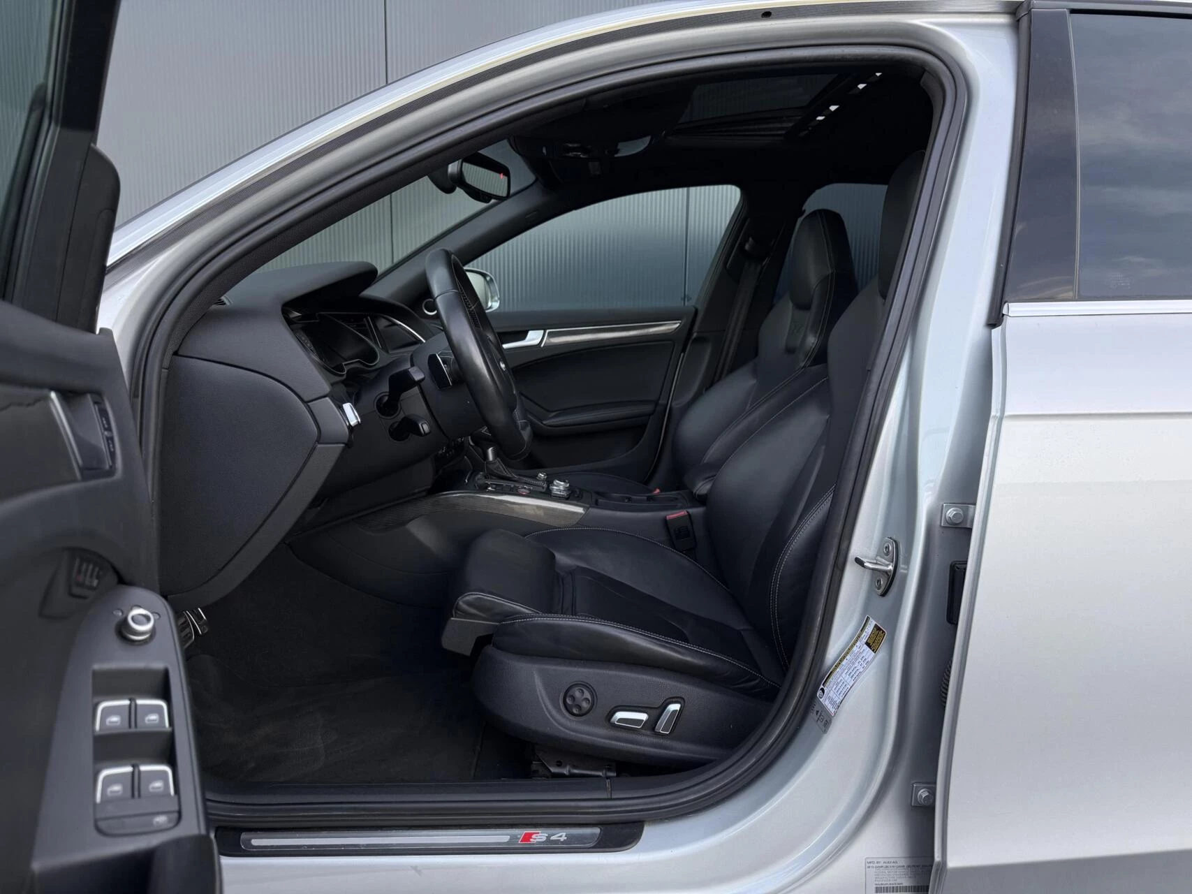 Hoofdafbeelding Audi S4