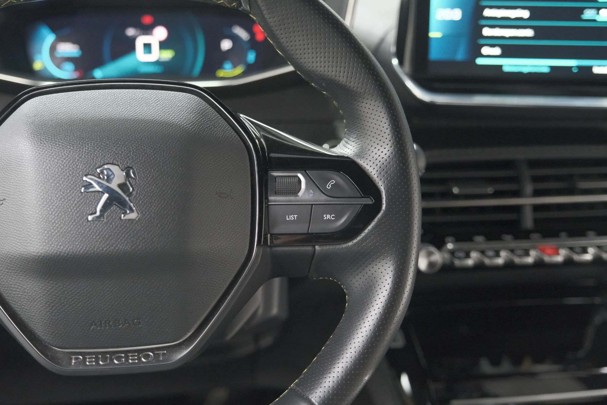 Hoofdafbeelding Peugeot e-208