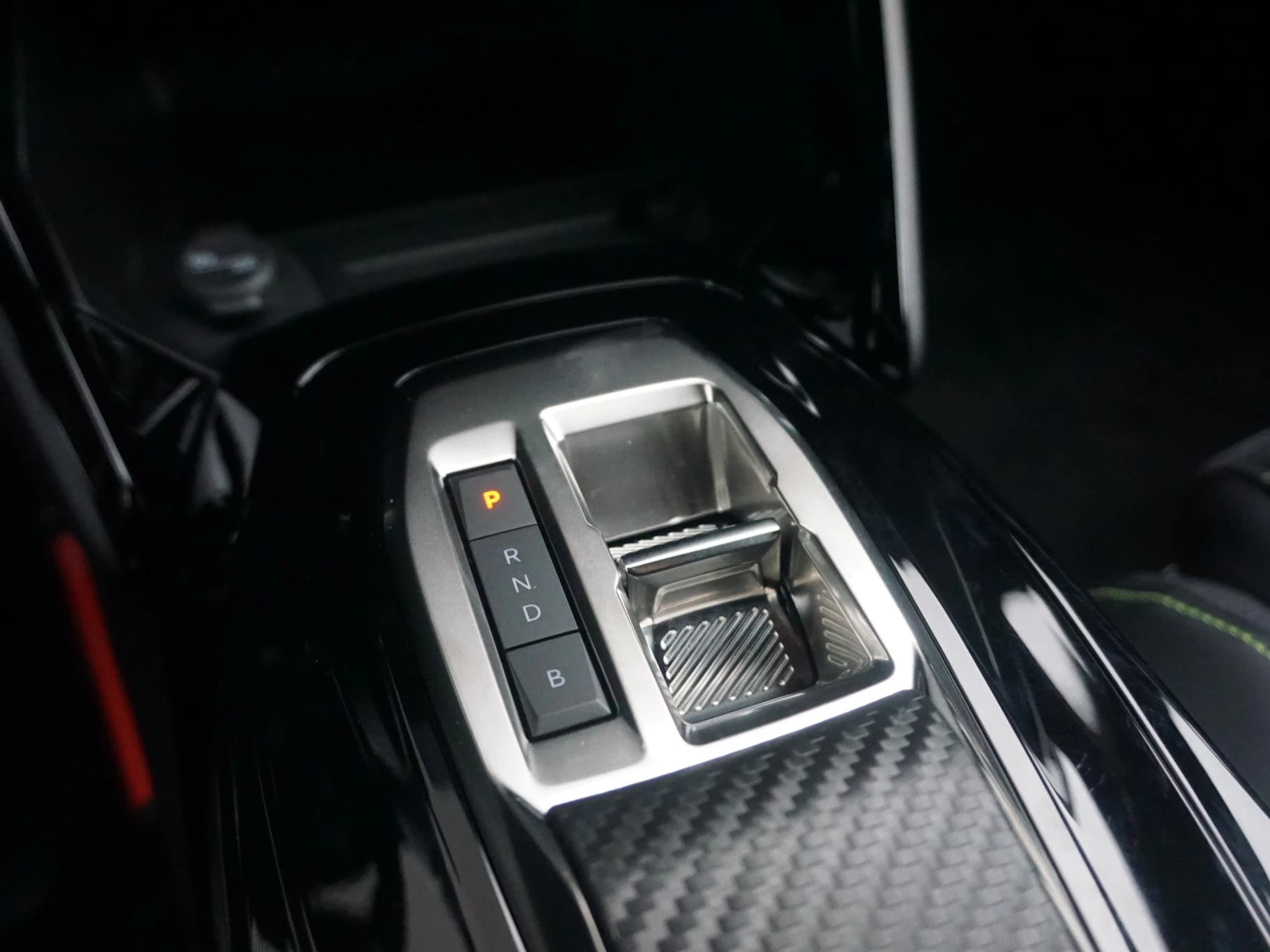 Hoofdafbeelding Peugeot e-208