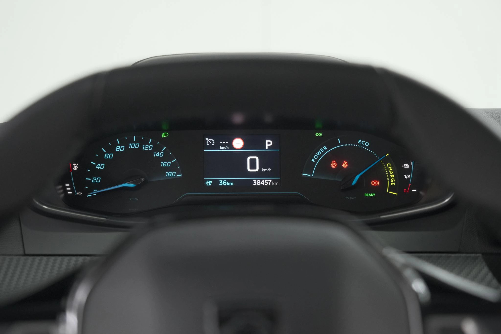 Hoofdafbeelding Peugeot e-208