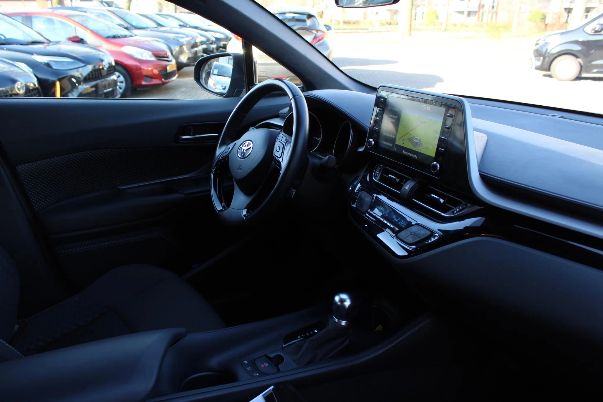 Hoofdafbeelding Toyota C-HR
