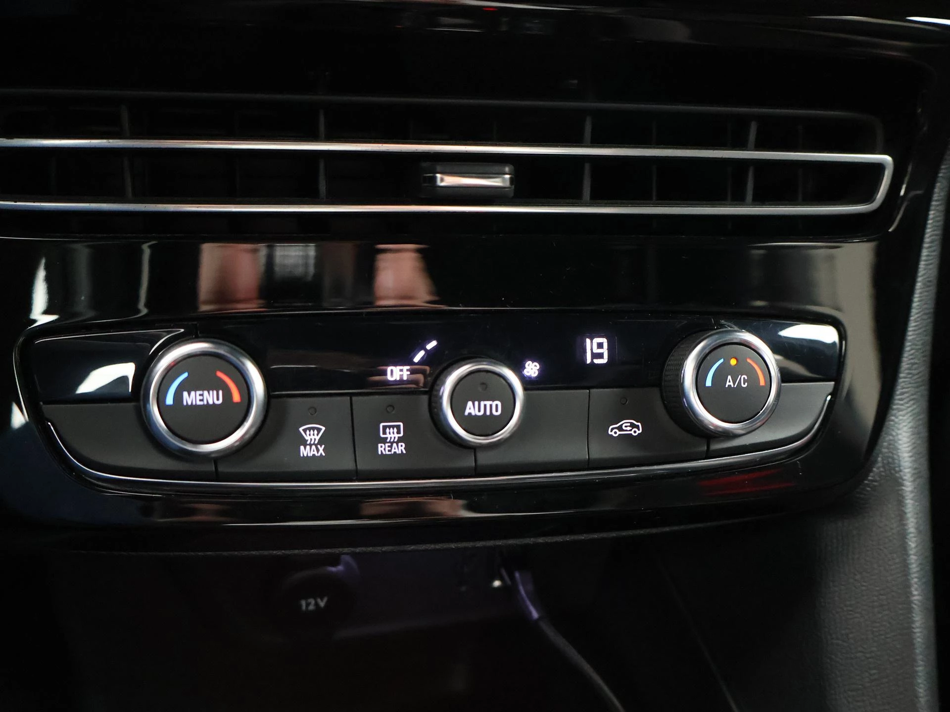 Hoofdafbeelding Opel Mokka-e