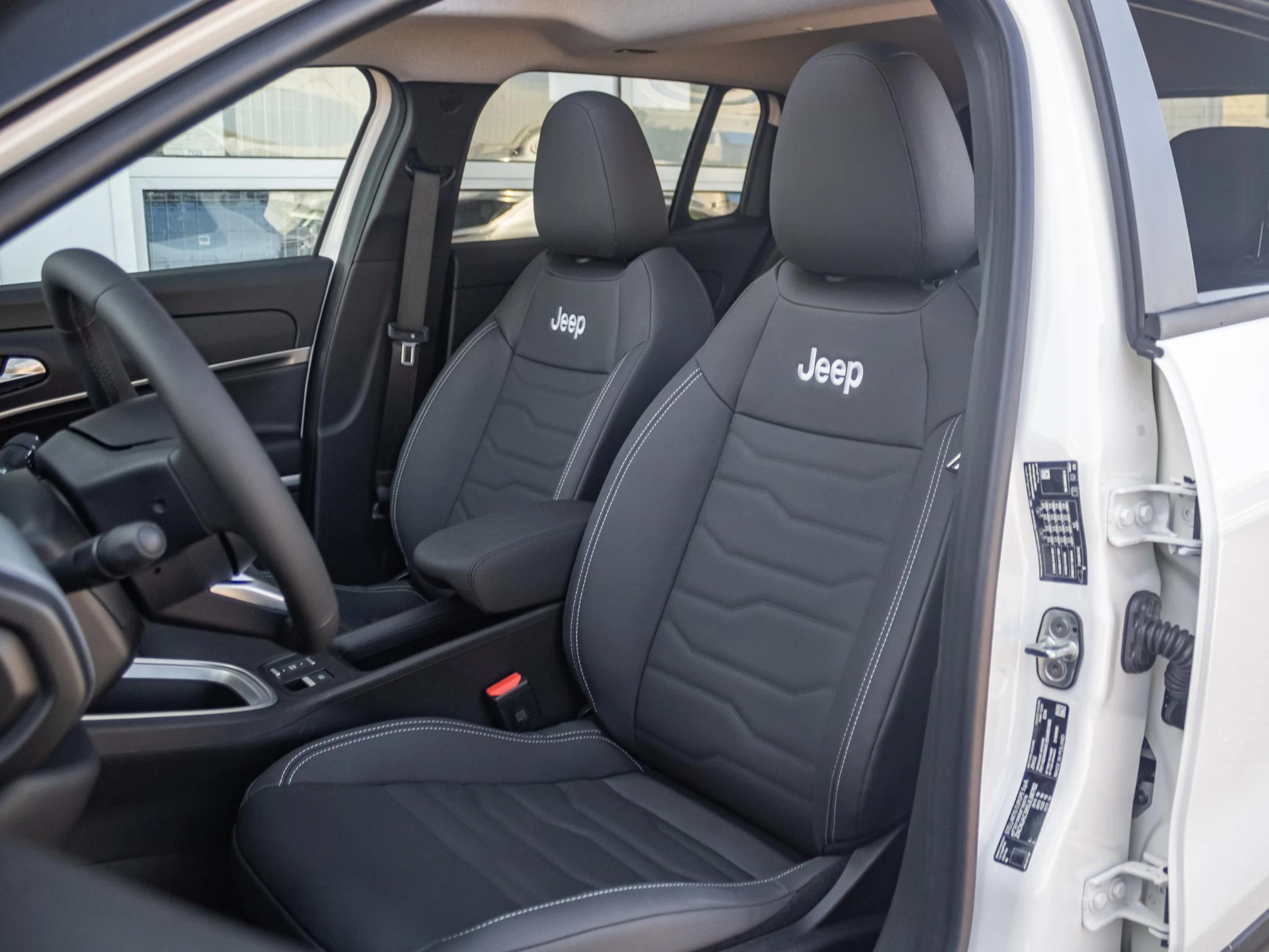 Hoofdafbeelding Jeep Avenger