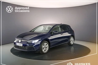 Volkswagen Golf Life 1.5 eTSI 130pk DSG Automaat Adaptive cruise control, Achteruitrijcamera, Stoelverwarming, App connect, Parkeersensoren, LED koplampen, Stuurwiel verwarmd, DAB, Radio, Airco