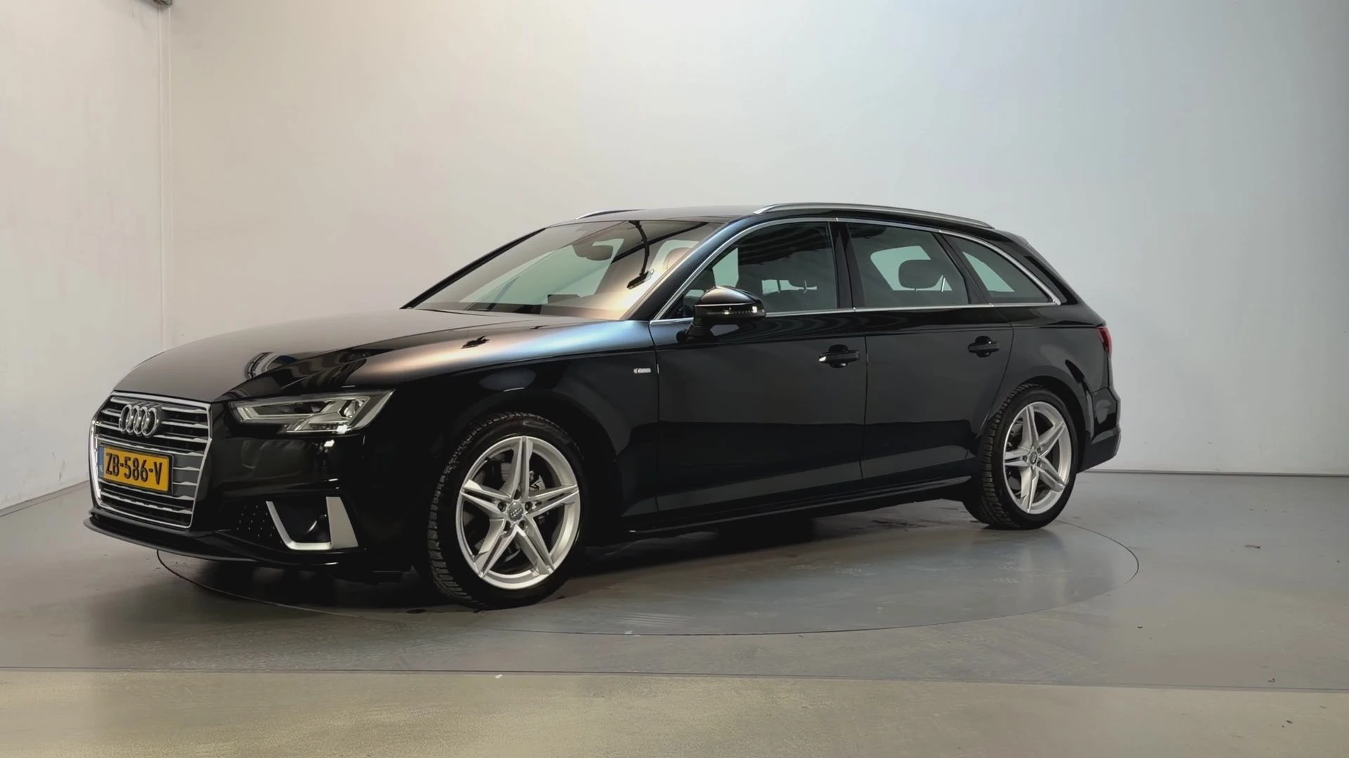 Hoofdafbeelding Audi A4