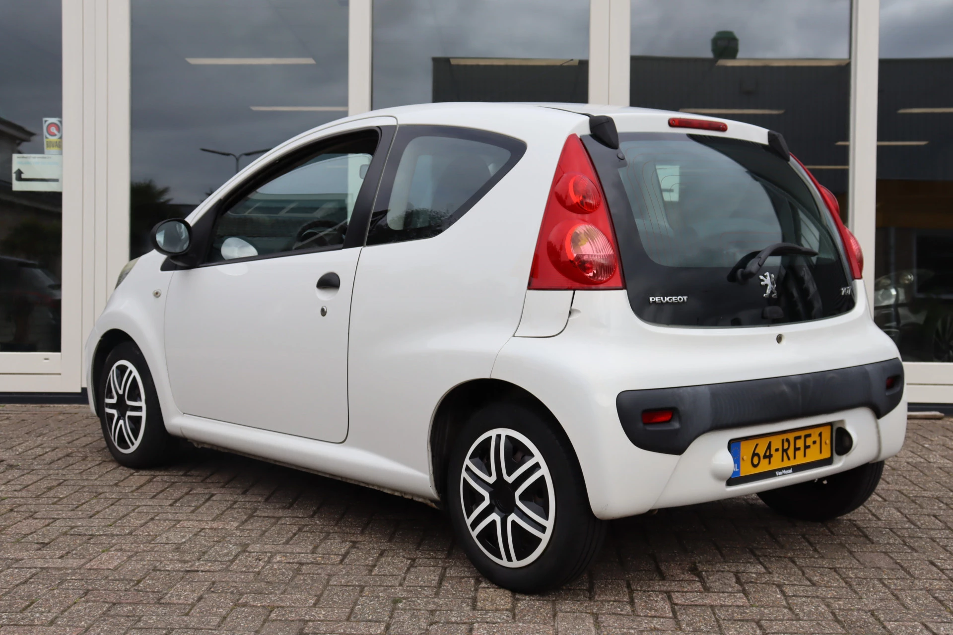 Hoofdafbeelding Peugeot 107