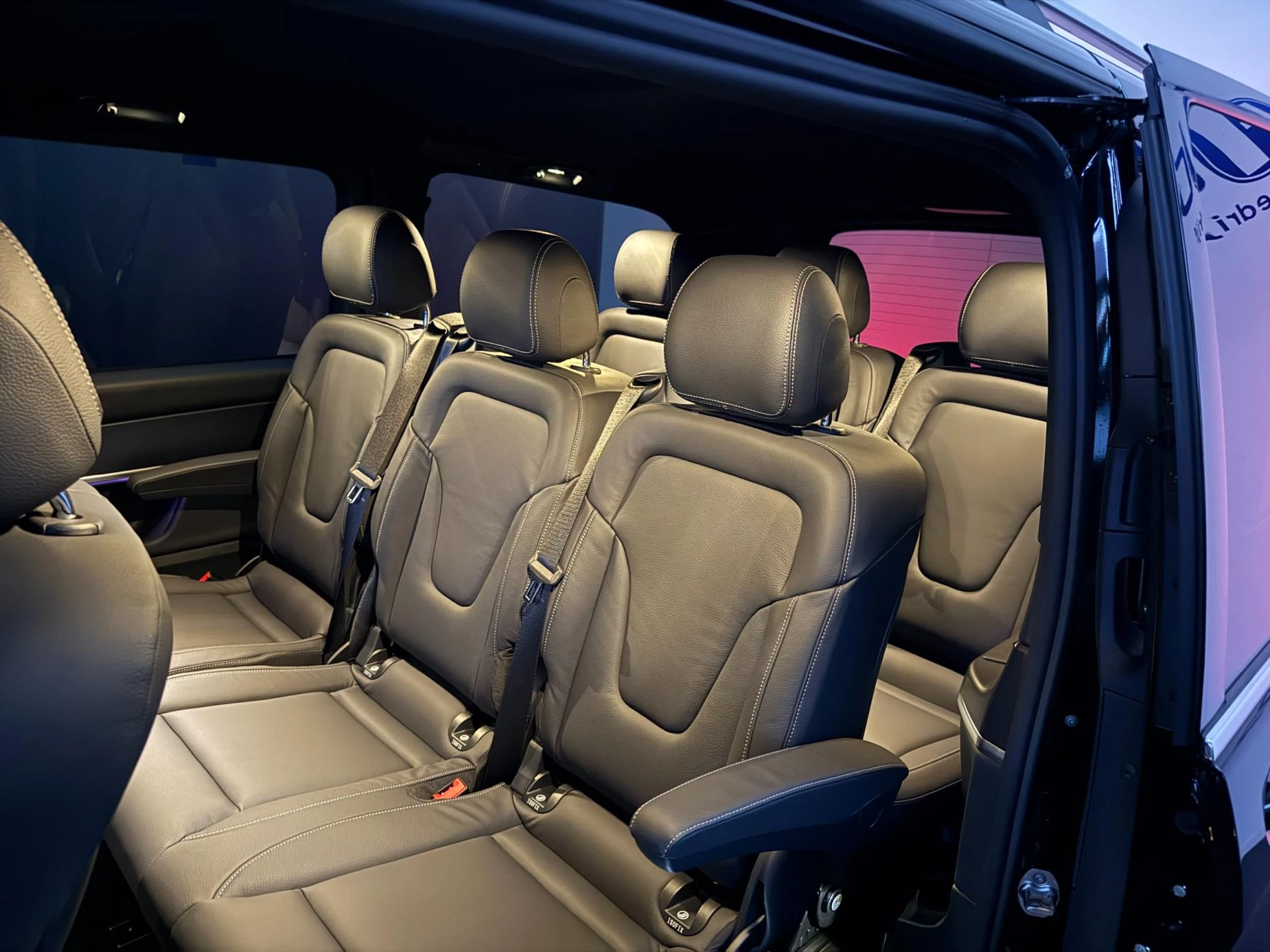 Hoofdafbeelding Mercedes-Benz EQV