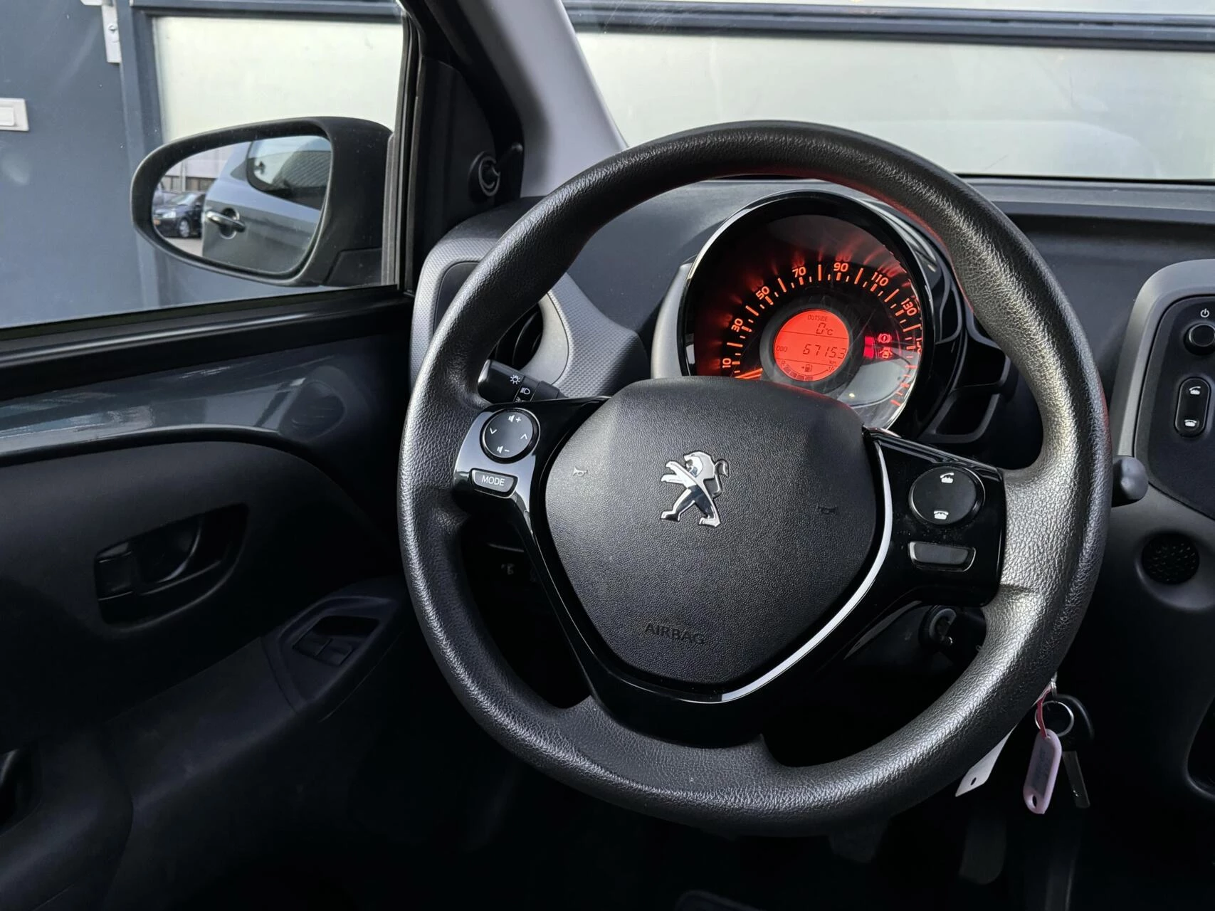Hoofdafbeelding Peugeot 108