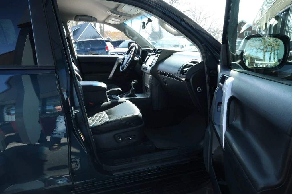 Hoofdafbeelding Toyota Land Cruiser