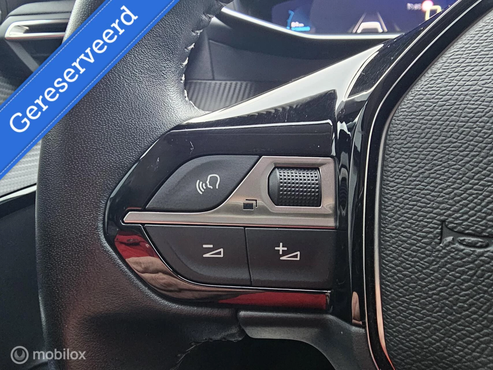 Hoofdafbeelding Peugeot e-208