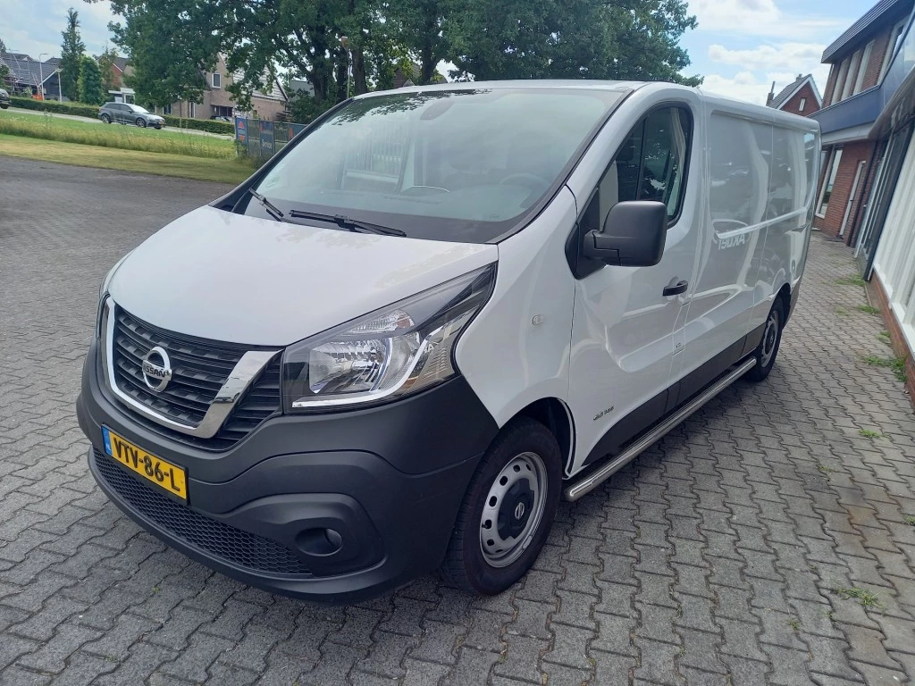 Hoofdafbeelding Nissan NV300