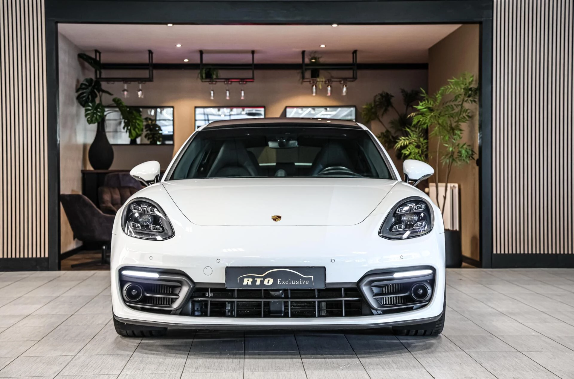 Hoofdafbeelding Porsche Panamera