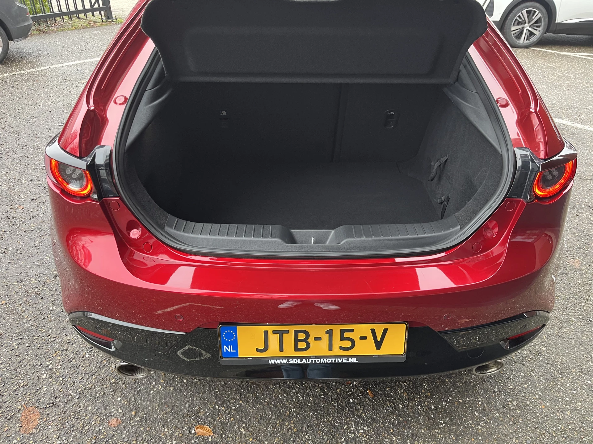 Hoofdafbeelding Mazda 3