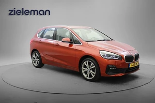 BMW 2 Serie 218i Executive Edition - Carplay, Camera, Half Leer, Headup Display
