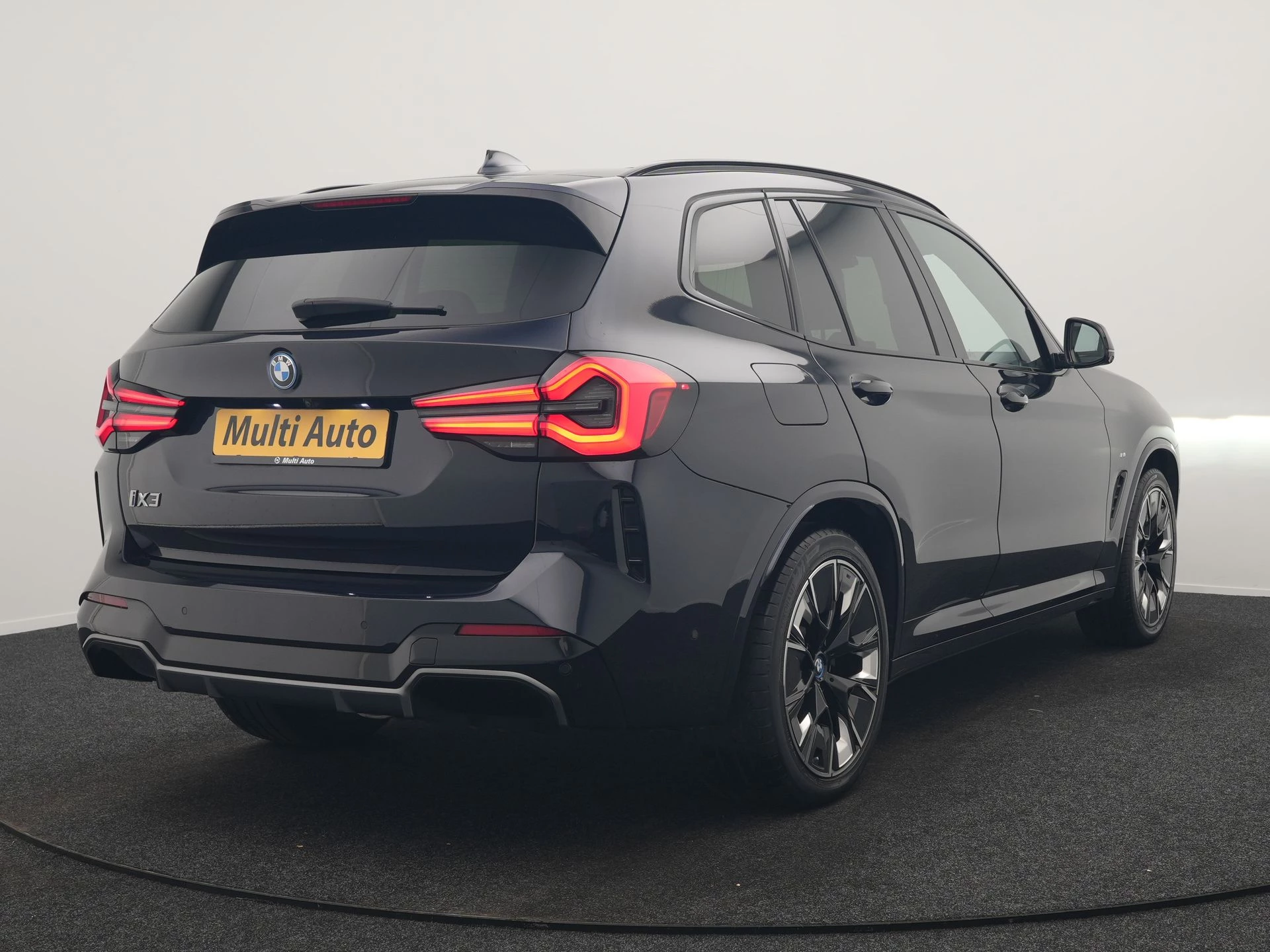 Hoofdafbeelding BMW iX3