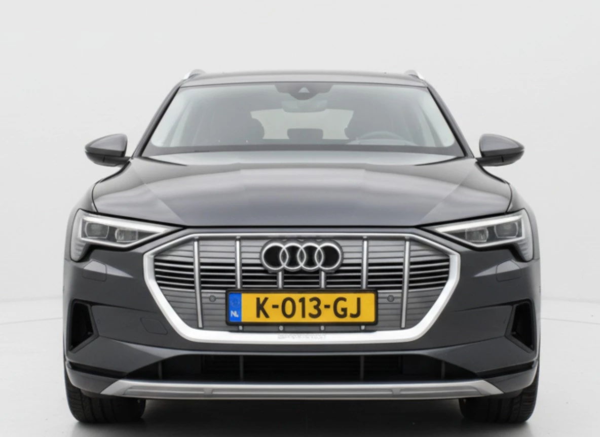 Hoofdafbeelding Audi e-tron