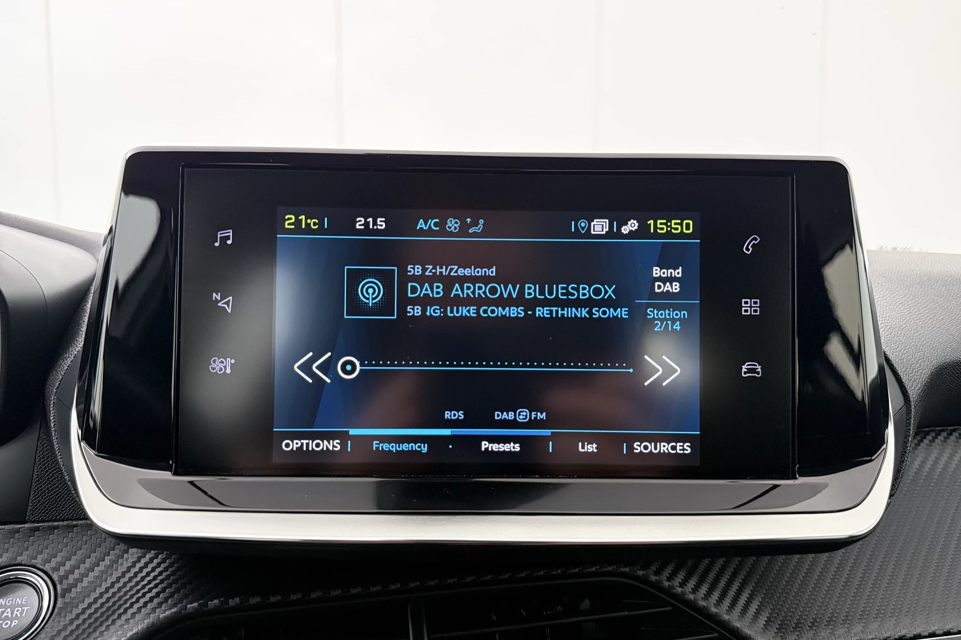 Hoofdafbeelding Peugeot e-208