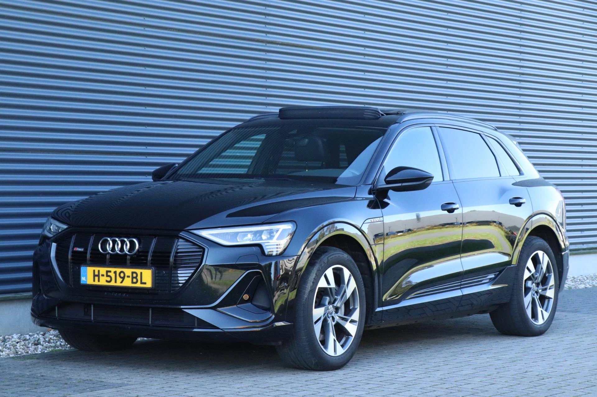 Hoofdafbeelding Audi e-tron