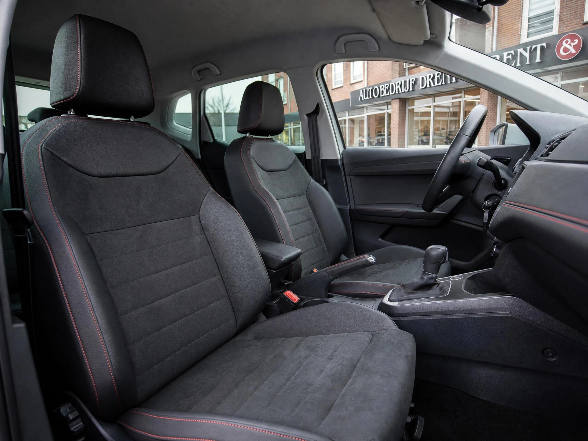 Hoofdafbeelding SEAT Arona