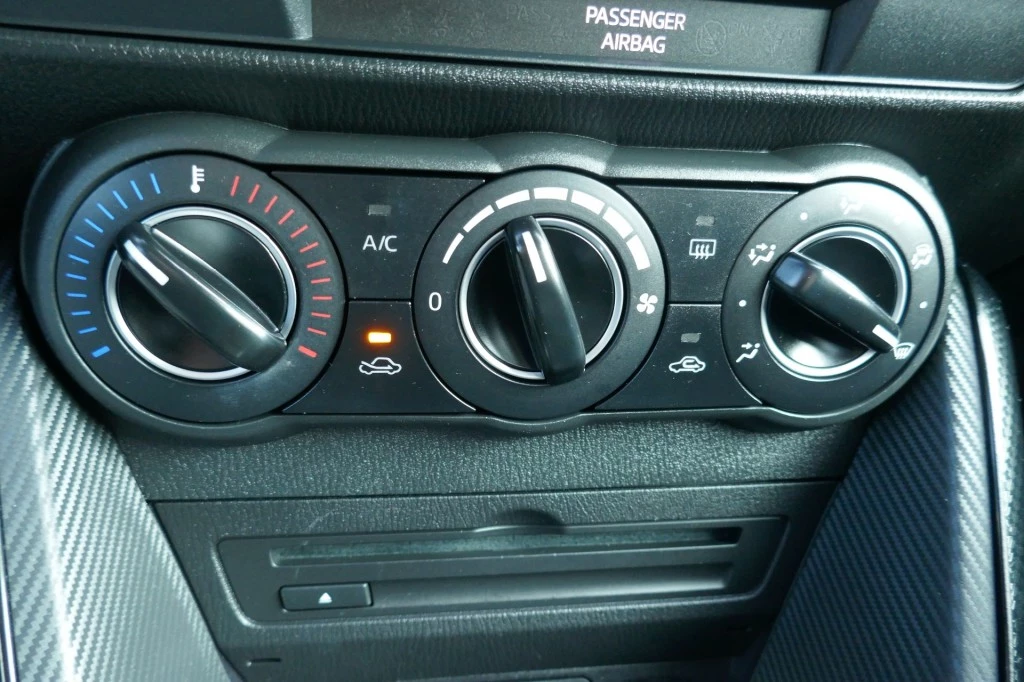 Hoofdafbeelding Mazda 2