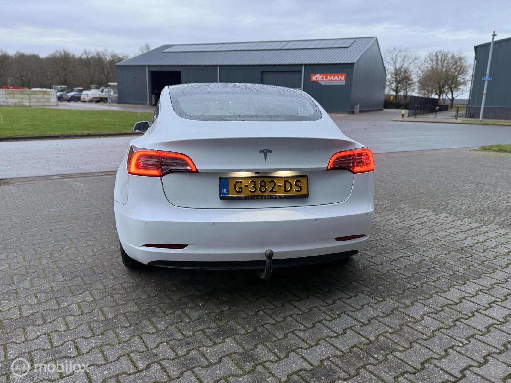 Hoofdafbeelding Tesla Model 3