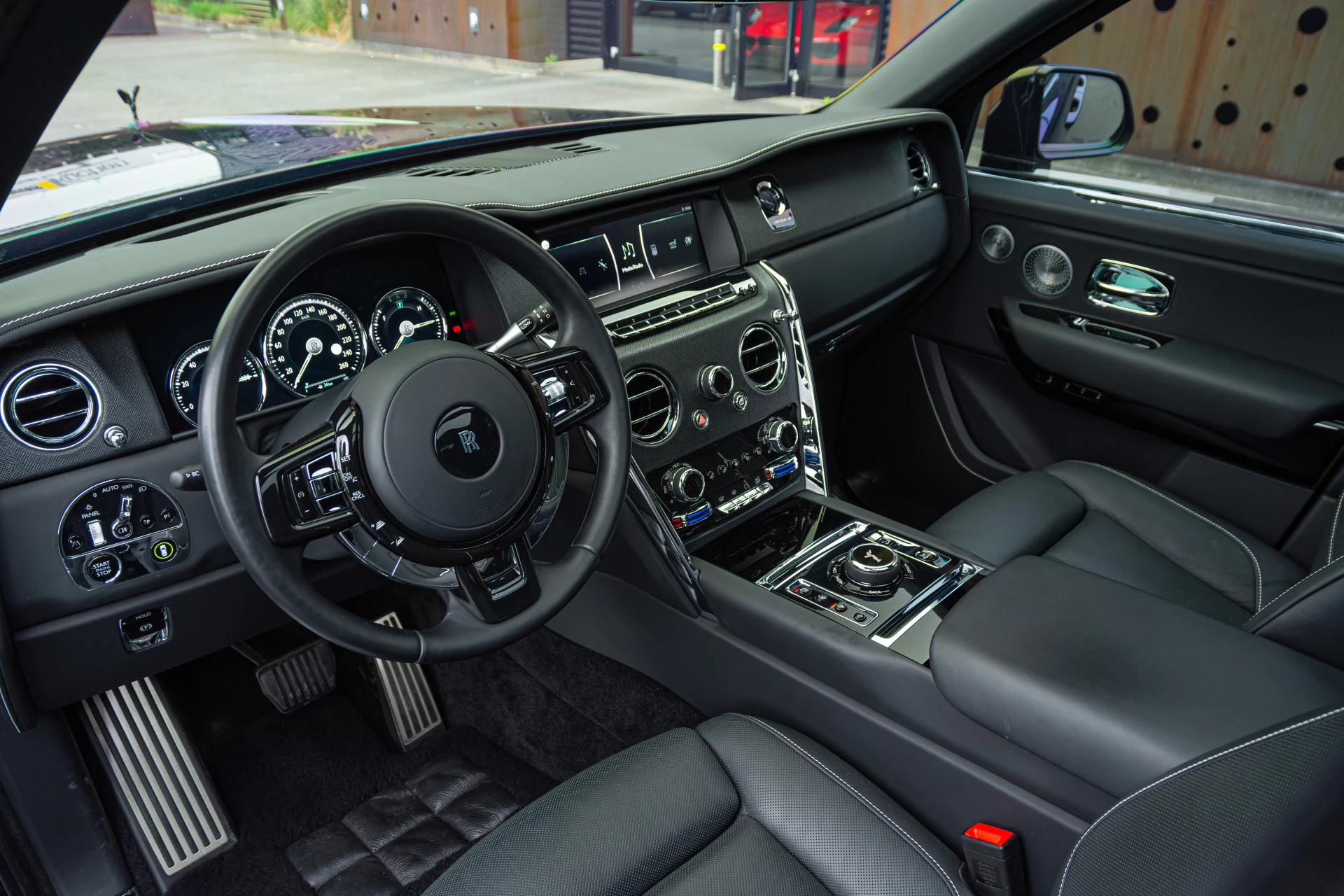 Hoofdafbeelding Rolls-Royce Cullinan