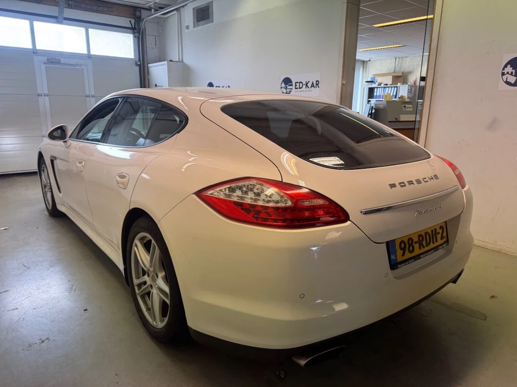 Hoofdafbeelding Porsche Panamera