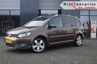 Volkswagen Touran 1.4 TSI DSG Highline / Navi / 17 Inch LM / Xenon/ Park-assist / Climatronic