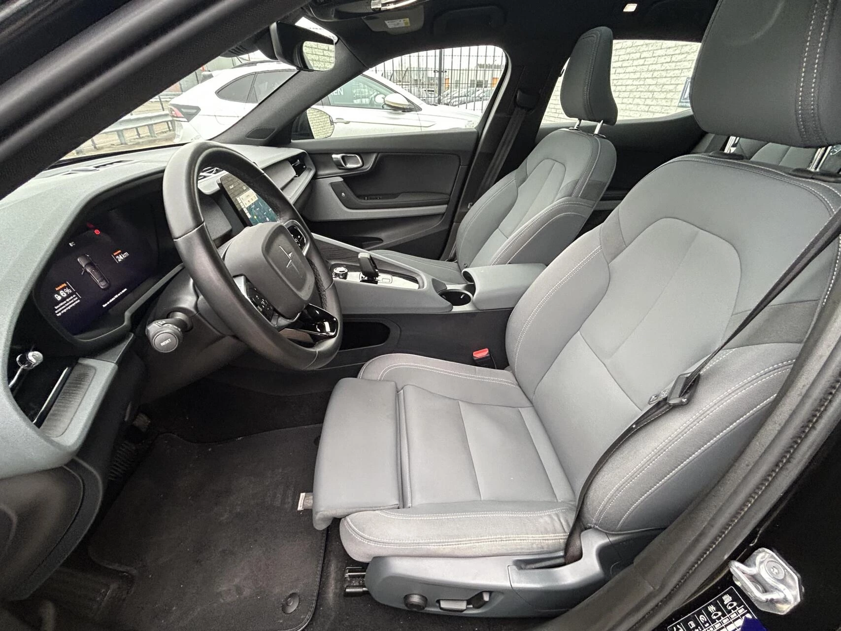 Hoofdafbeelding Polestar 2