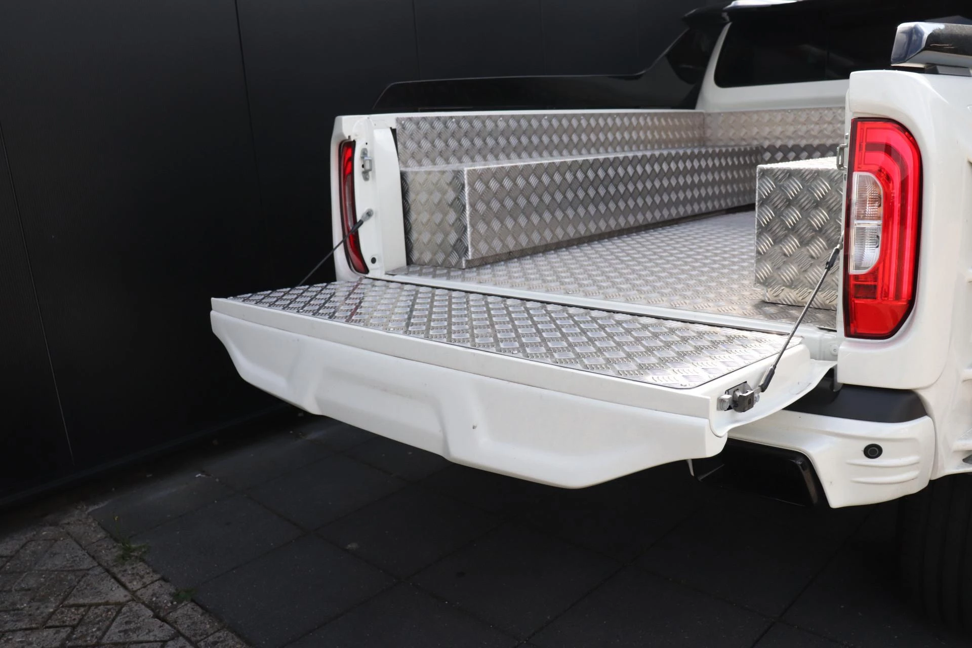 Hoofdafbeelding Mercedes-Benz X-Klasse