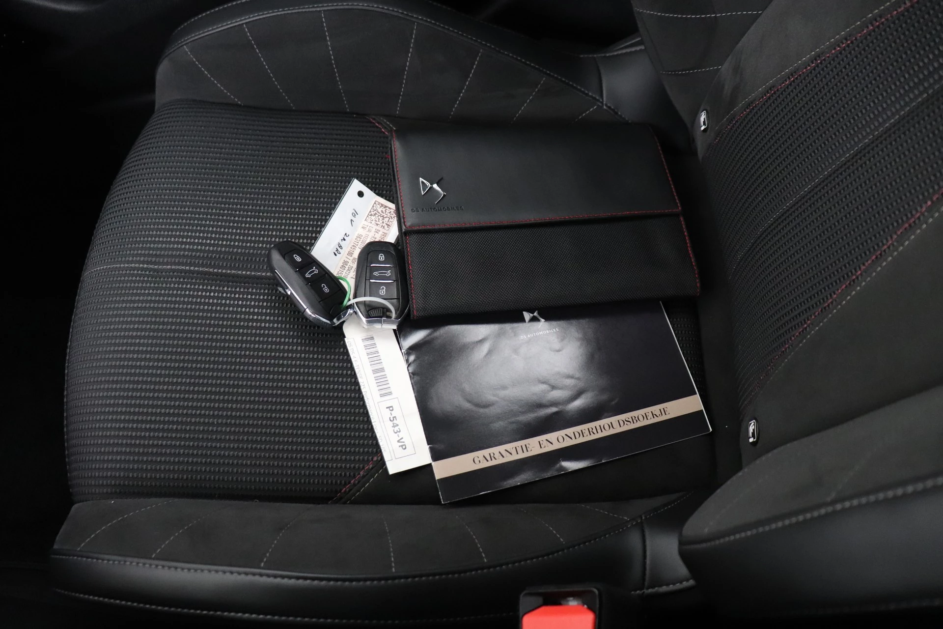 Hoofdafbeelding DS DS 4