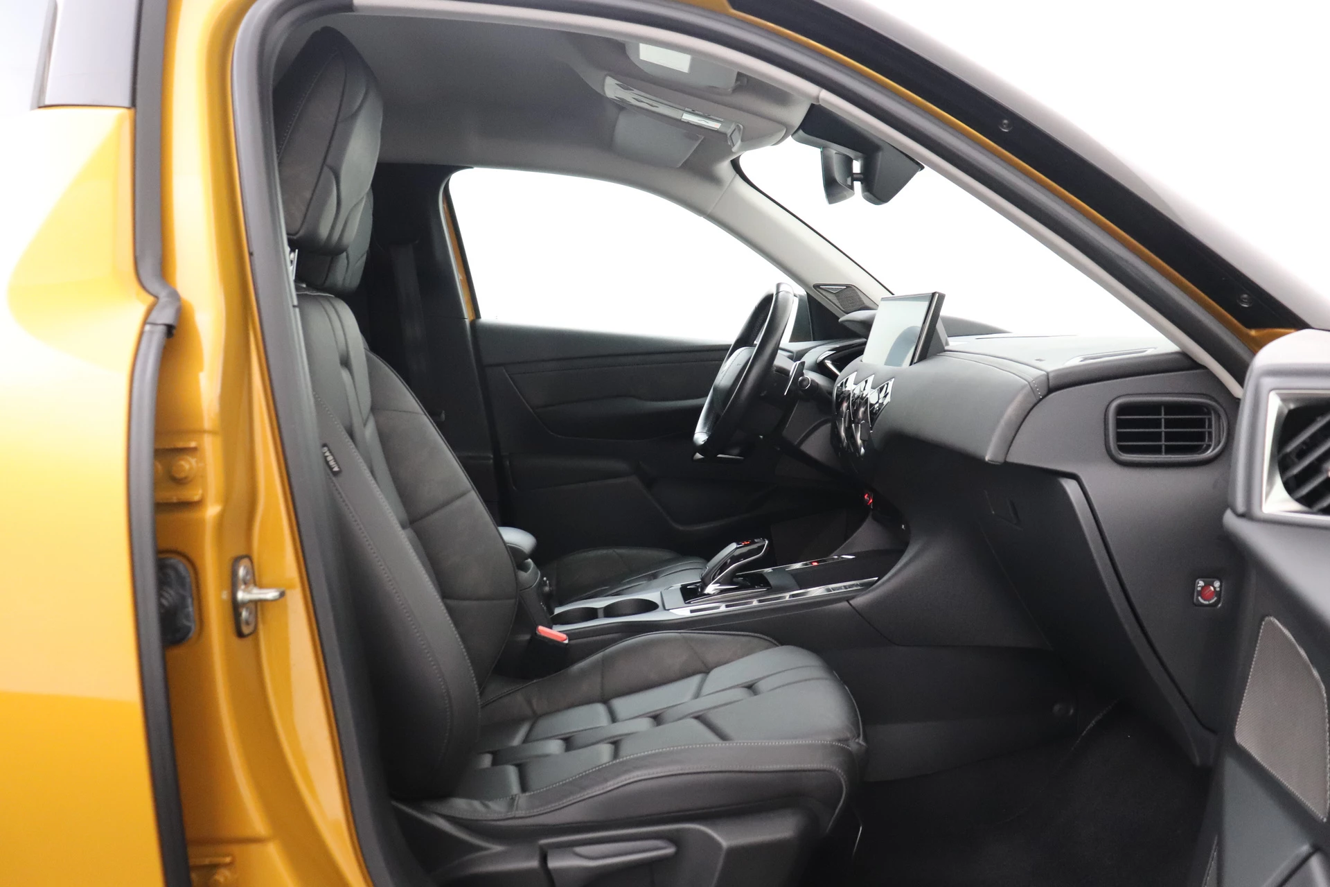 Hoofdafbeelding DS DS 3