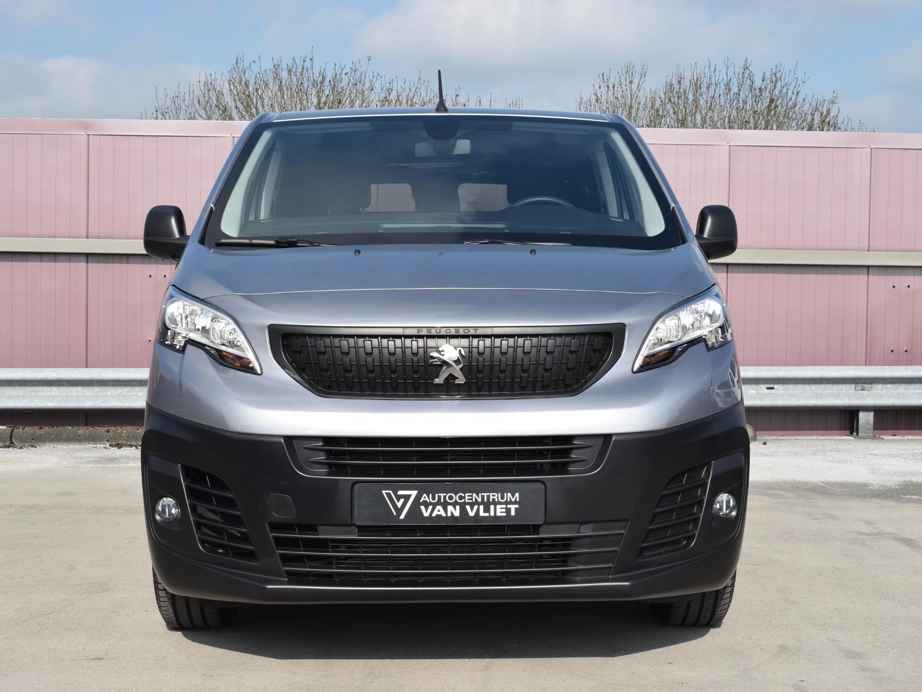 Hoofdafbeelding Peugeot e-Expert