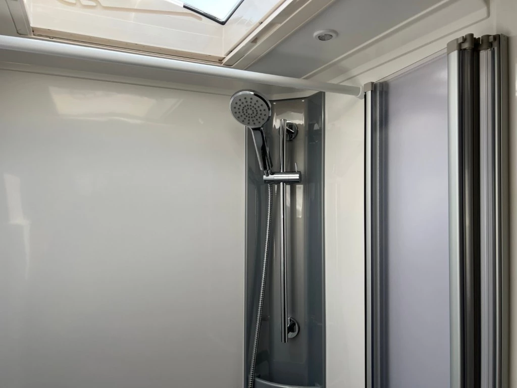 Hoofdafbeelding Niesmann+Bischoff Arto-66l