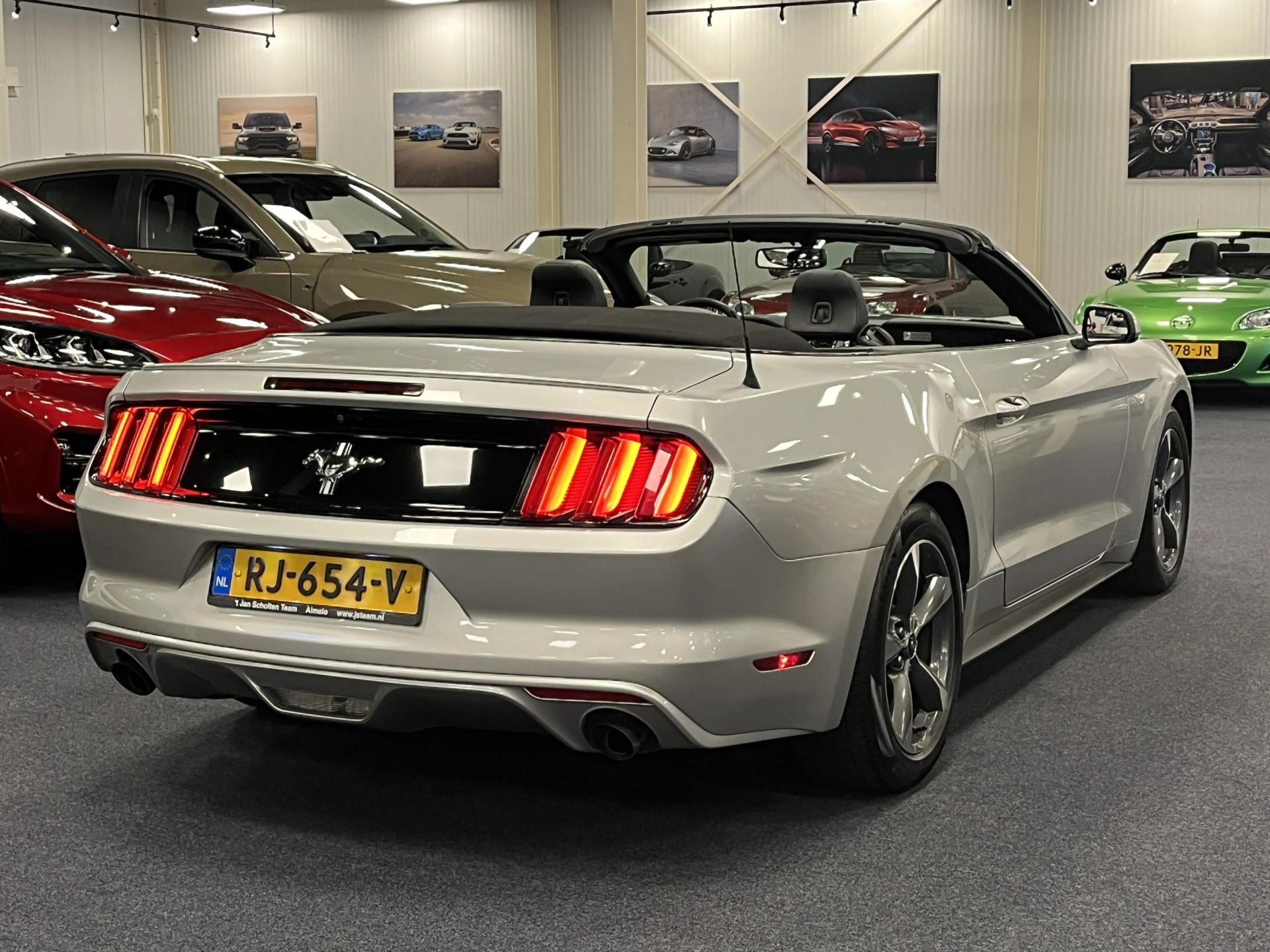 Hoofdafbeelding Ford Mustang