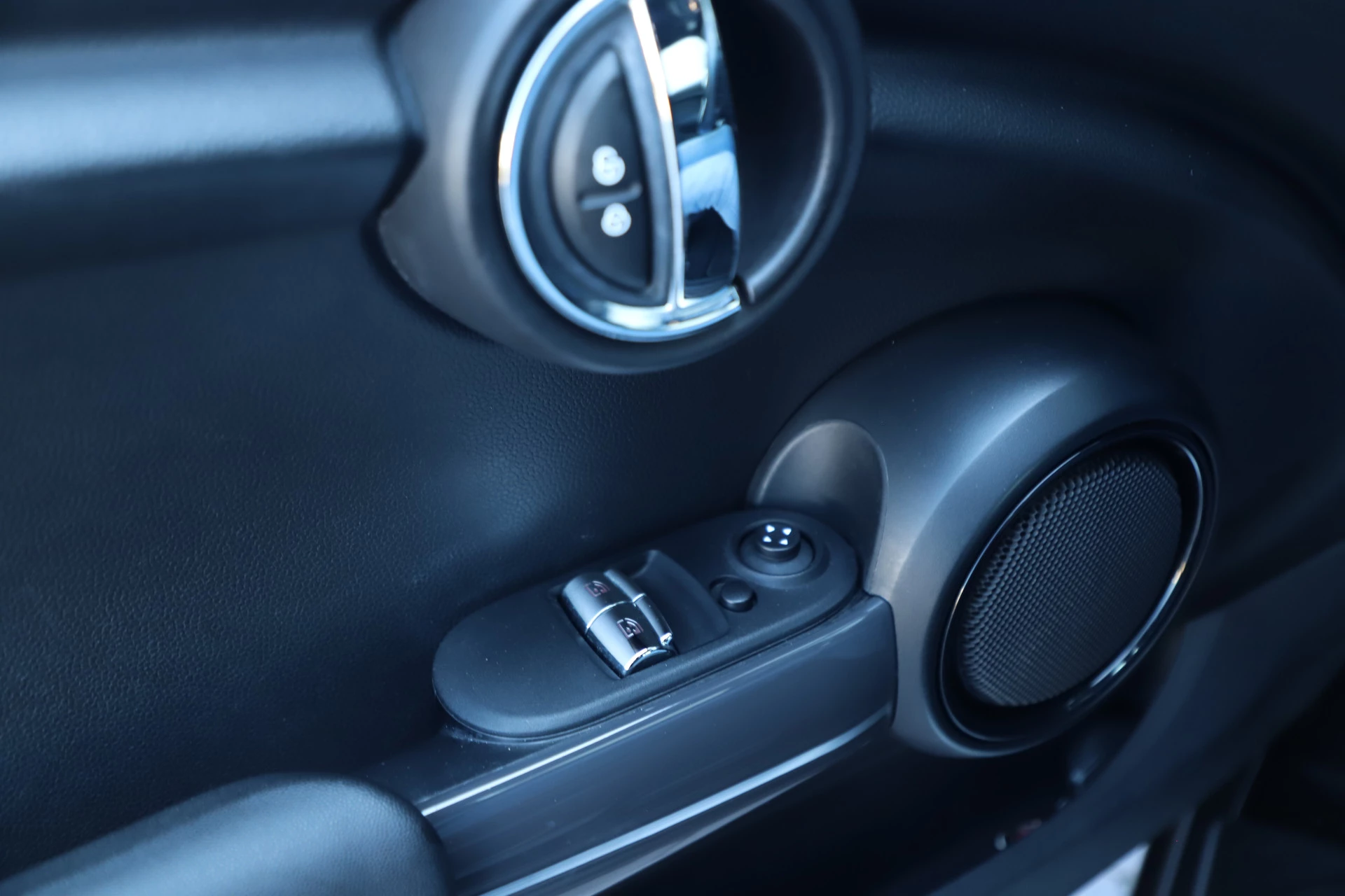 Hoofdafbeelding MINI One