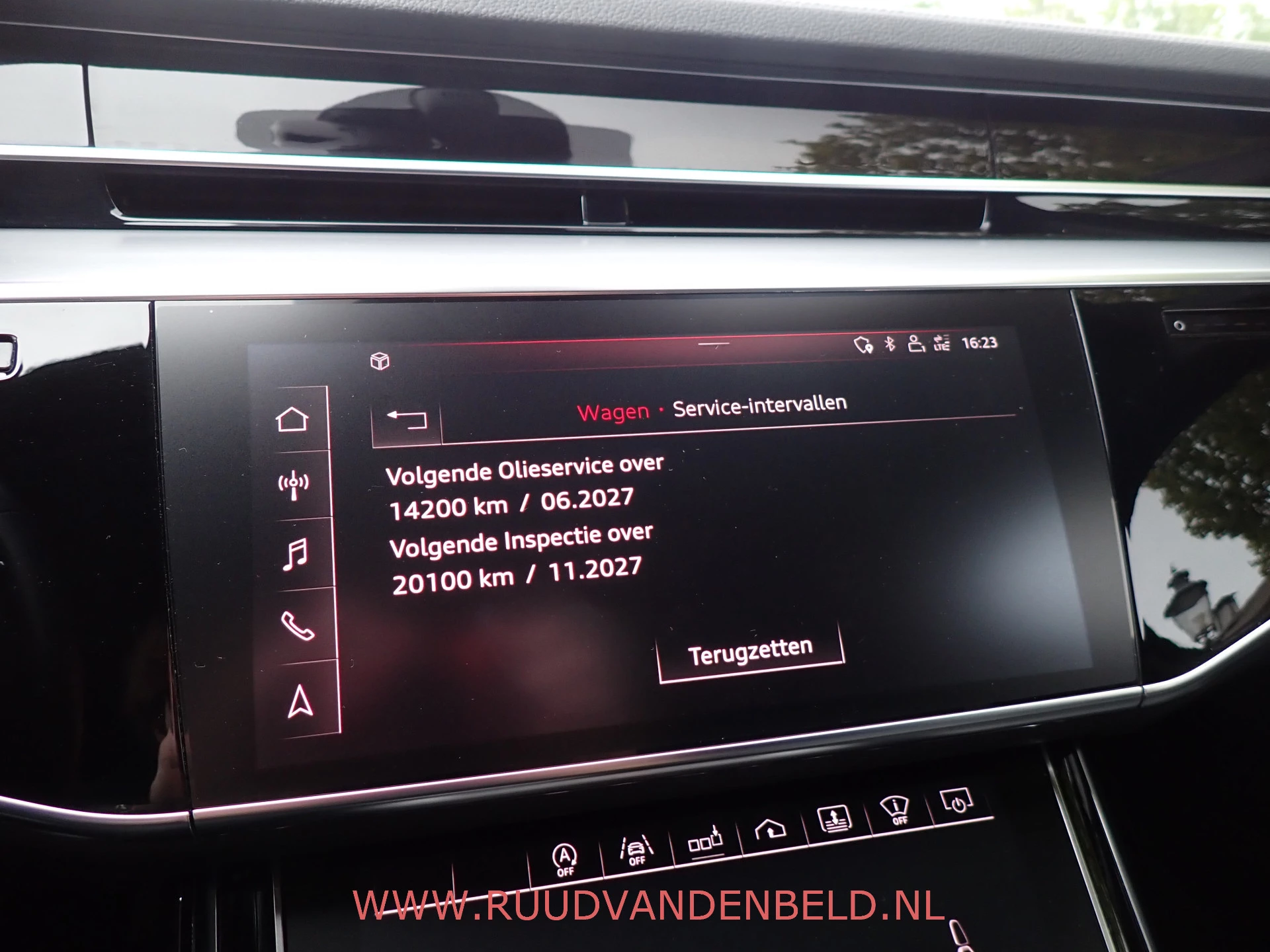 Hoofdafbeelding Audi A8