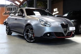 Hoofdafbeelding Alfa Romeo Giulietta Alfa Romeo Giulietta 1.7 TBi Quadrifoglio Verde / Ragazzon / Squadra / Carbon