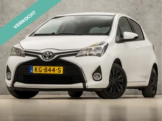 Toyota Yaris 1.0 VVT-i Sport (SCHERM, AIRCO, BLUETOOTH, SPORTSTOELEN, MULTIFUNCTIONEEL STUURWIEL, NIEUWE APK, NIEUWSTAAT)