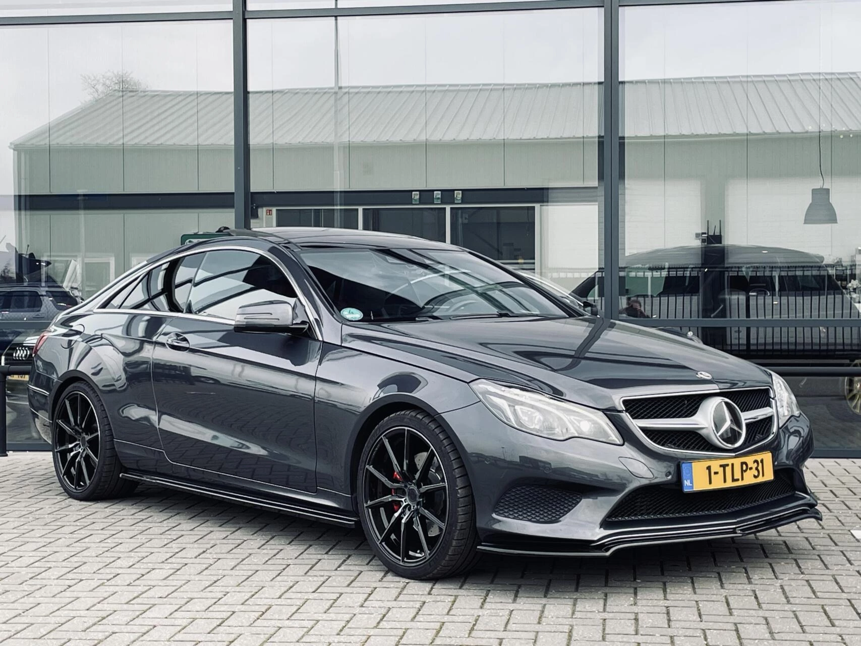 Hoofdafbeelding Mercedes-Benz E-Klasse