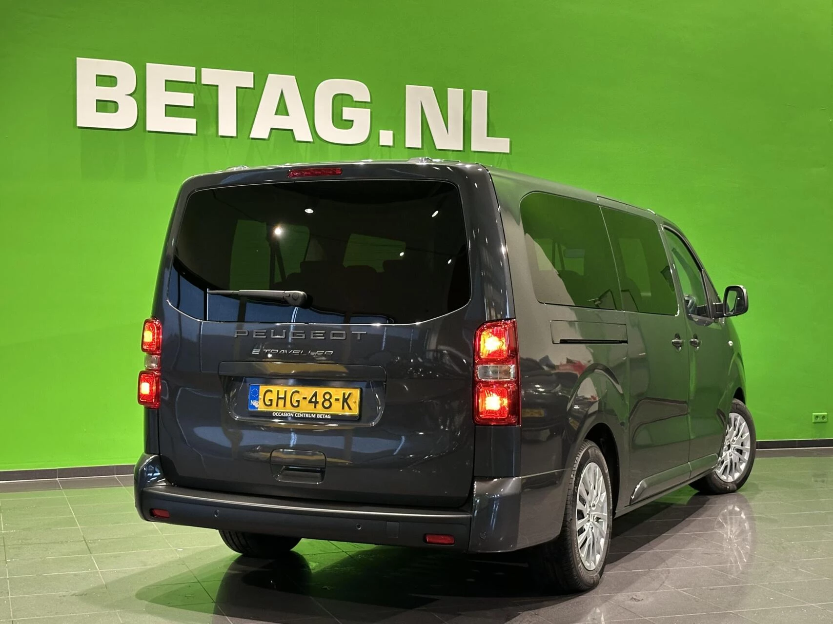 Hoofdafbeelding Peugeot e-Traveller