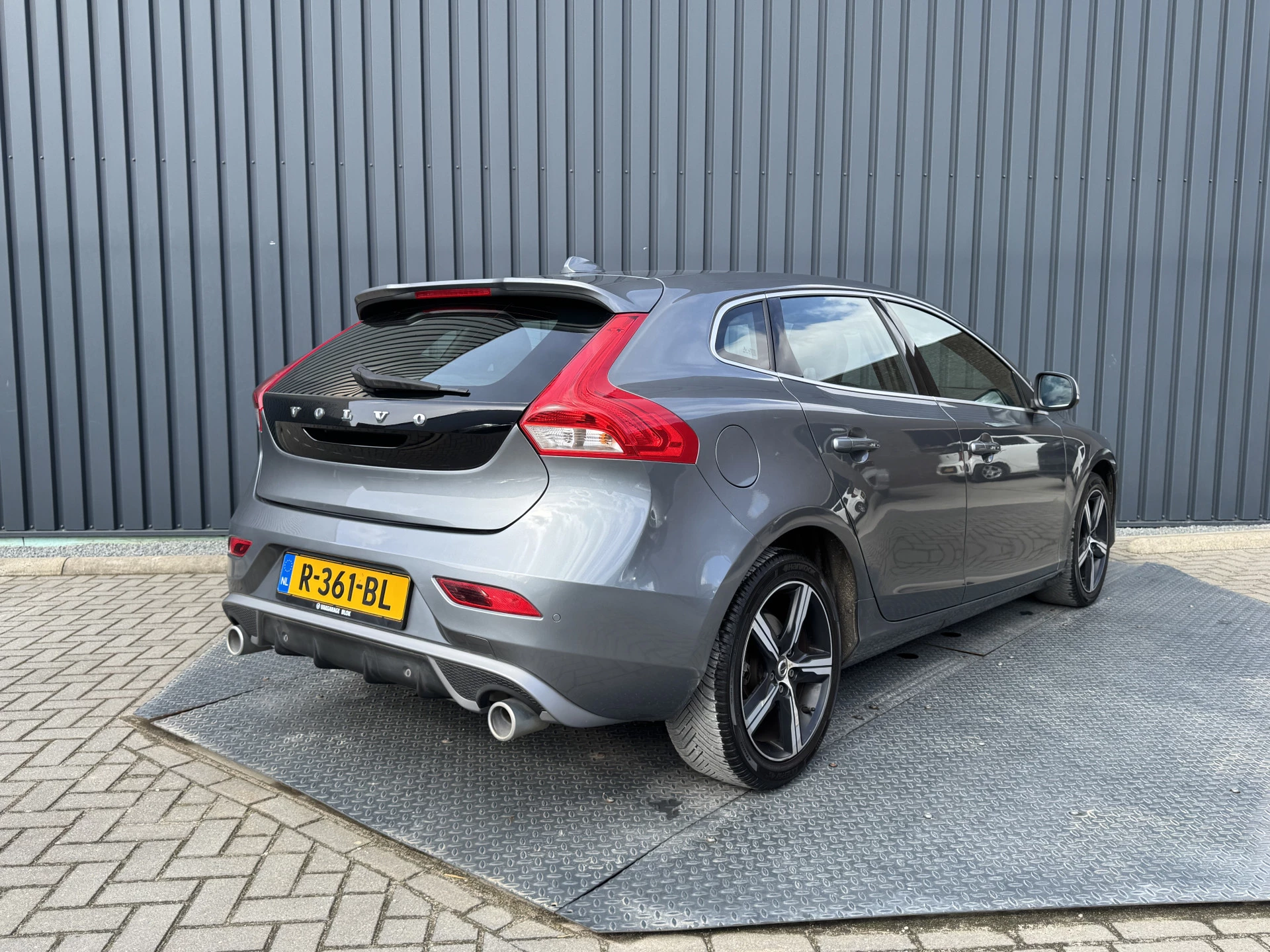 Hoofdafbeelding Volvo V40