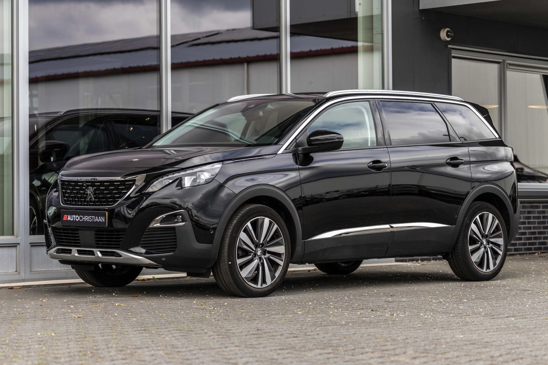Hoofdafbeelding Peugeot 5008