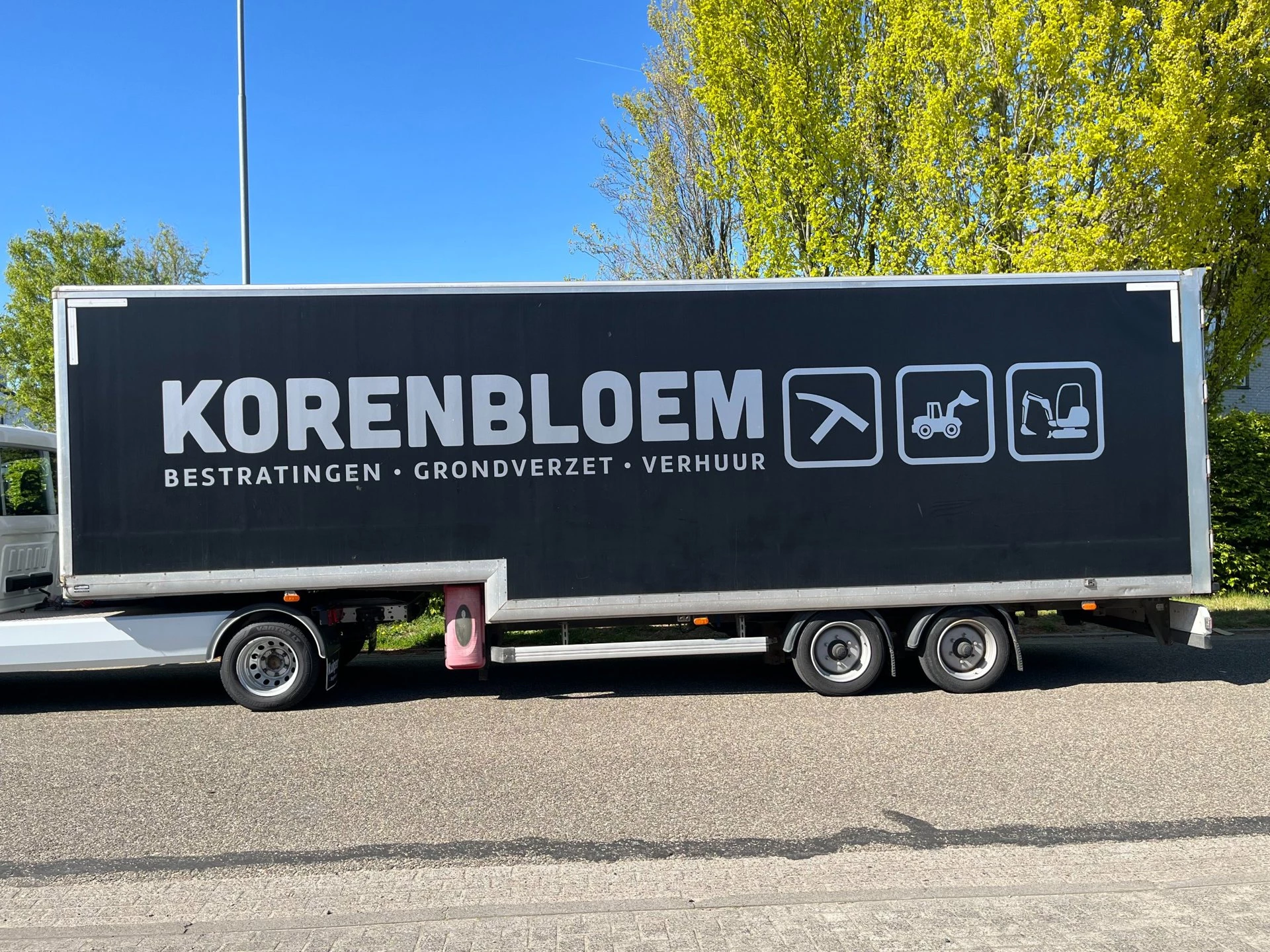 Hoofdafbeelding Ancy factory | BE Oplegger |  Semi dieplader gesloten